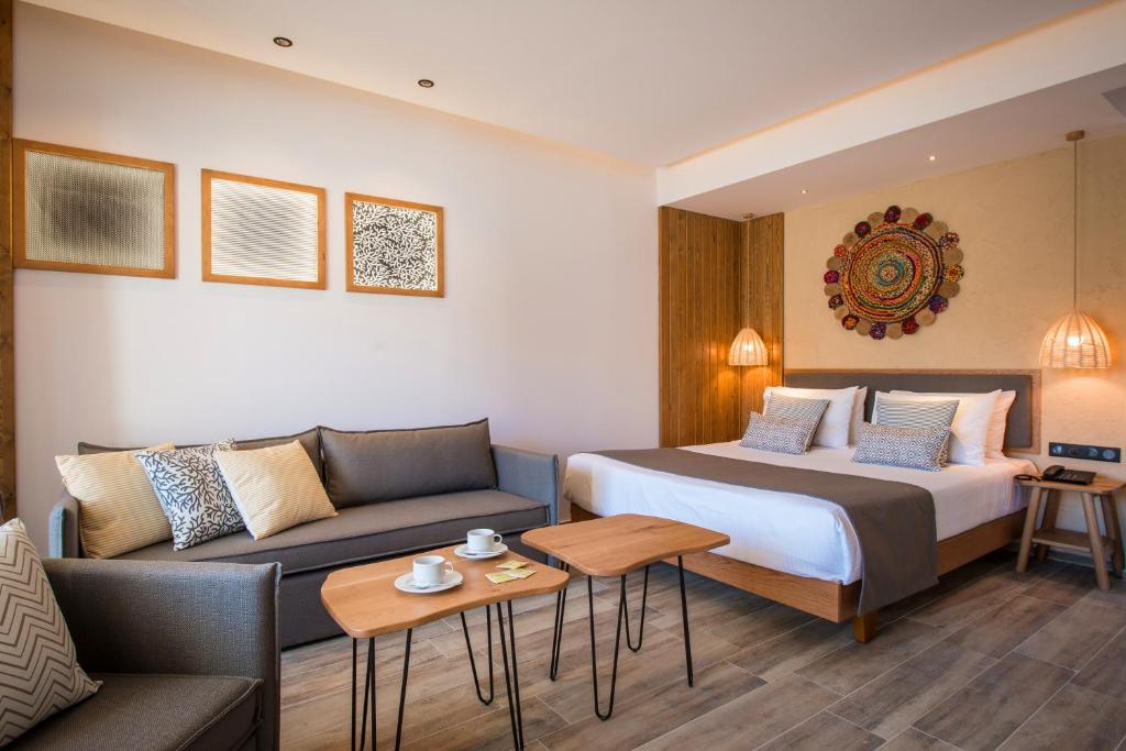 Fodele Beach Water Park Resort - 