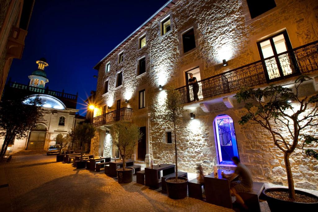 Budova, kde se hotel nachází