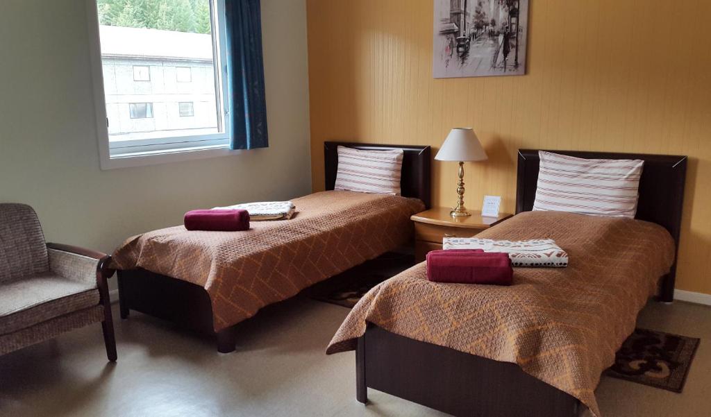 Nord Fish Apartments - Standaard Twin Room Met Uitzicht Op De Bergen