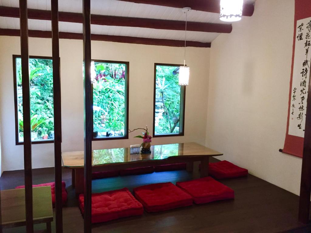Wei xiao shi guang man huo zhuang yuan - Housity