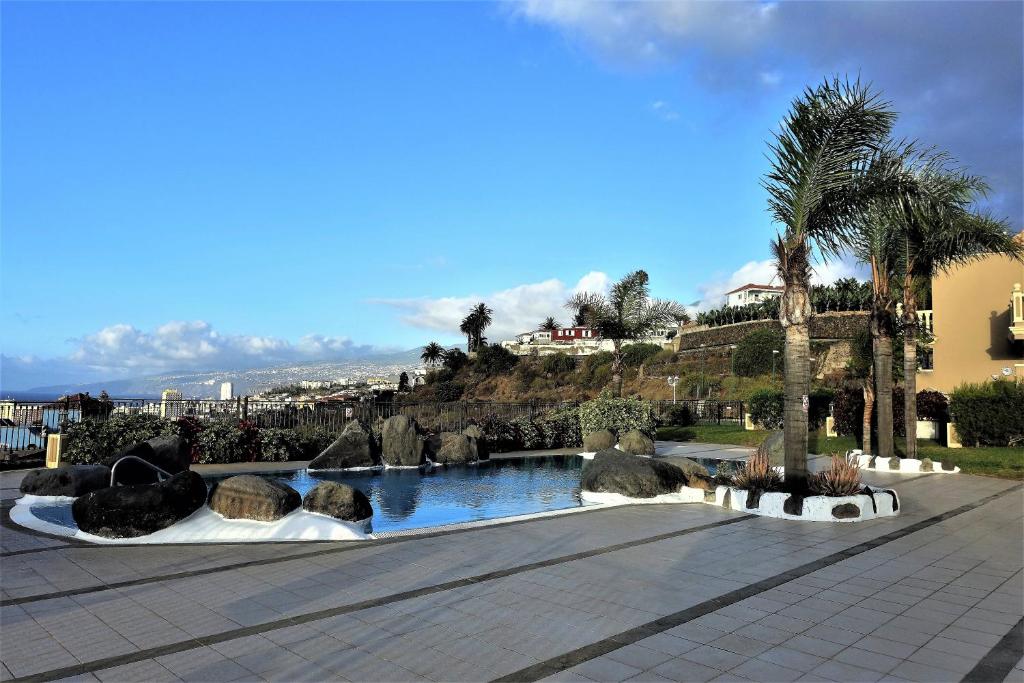 Bazén v ubytování Holiday home Los Frailes nebo v jeho okolí