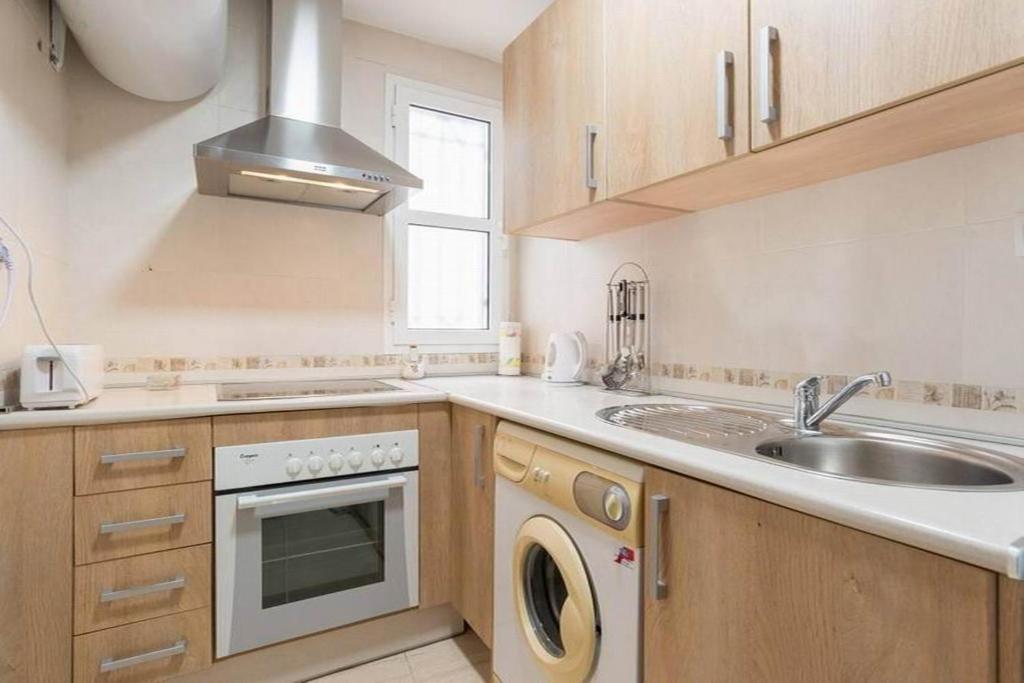 Kuchnia lub aneks kuchenny w obiekcie Apartamento Violeta Centro Parking Privado