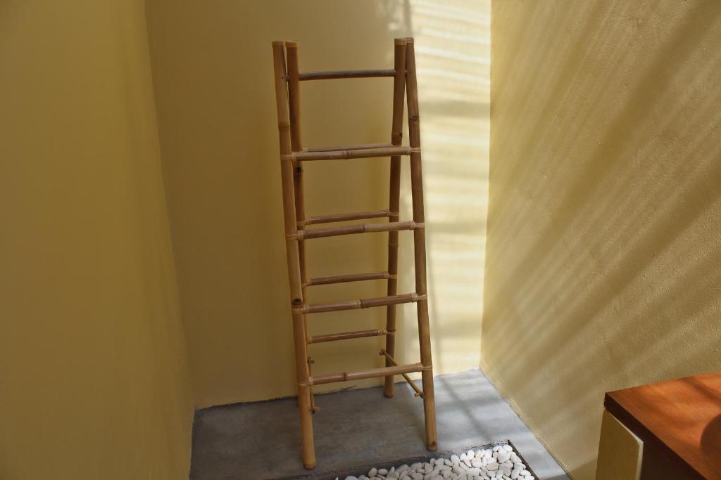 Atuh Forest Cottage - 16