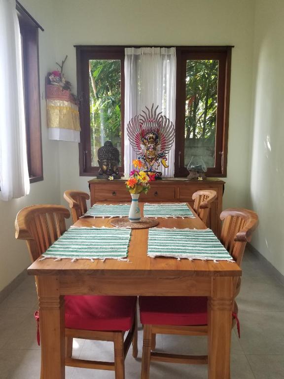 Fotografie z fotogalerie ubytování SARI MIMPI KUTUH villa v Ubudu