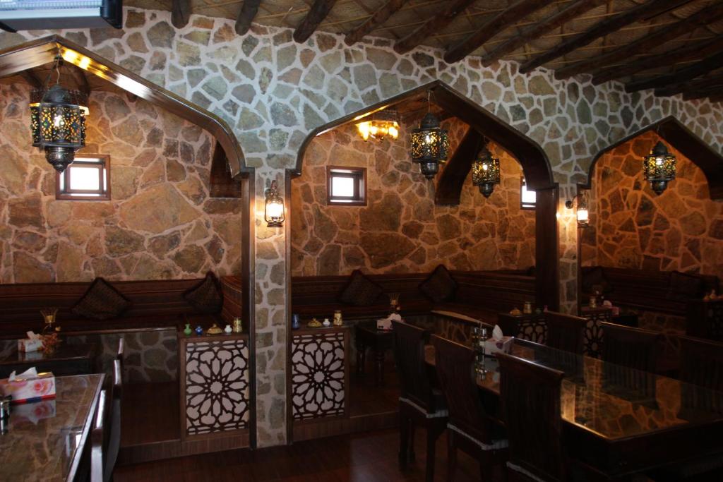 Restaurace v ubytování Esra Hotel Apartment