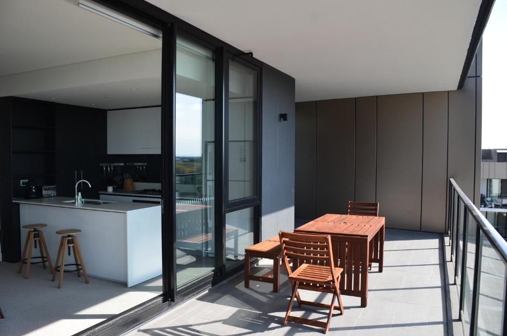 Gallery image of Wentworth Point Oversized balcony view apartment in Sydney