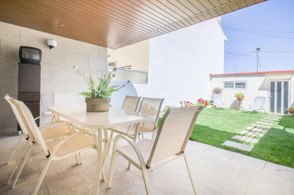 Cozy Stay - Foz Garden House, Porto, Portugal