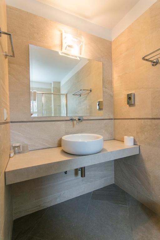 Koupelna v ubytování Hotel Agia Paraskevi