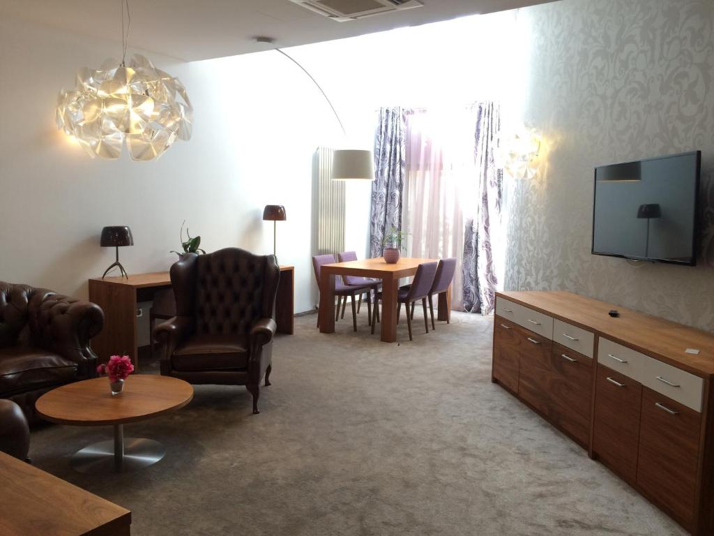 WELLNESS HOTEL LÖWE - Deluxe Apartment