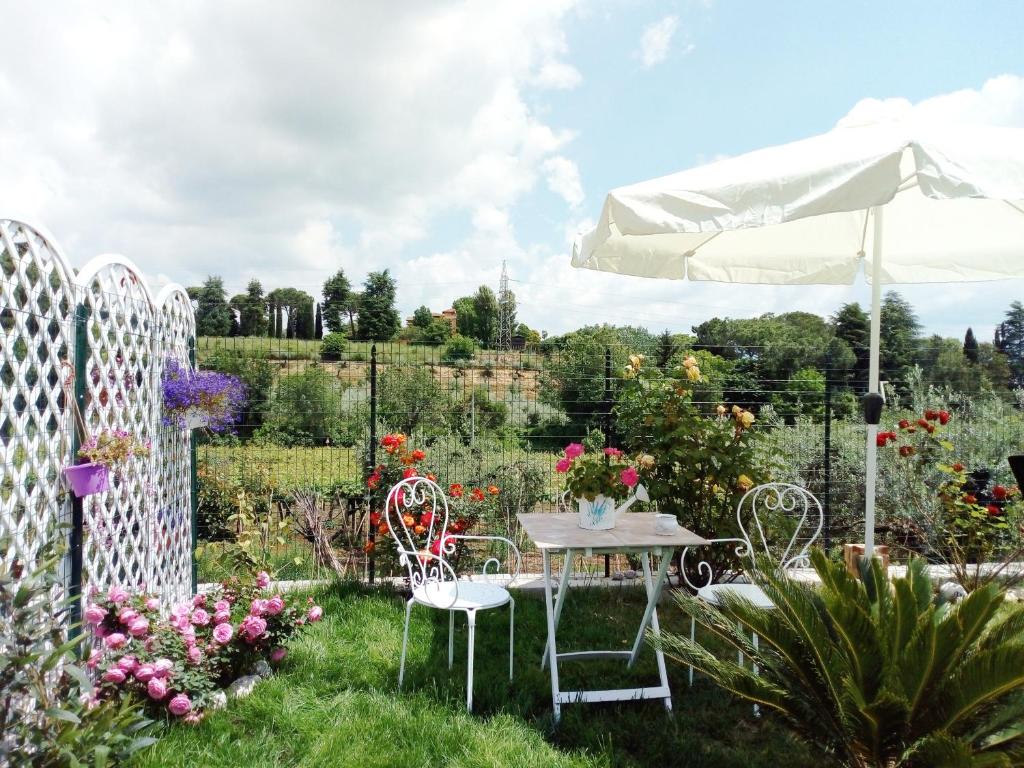 A garden outside Antico Casale Fabrizi