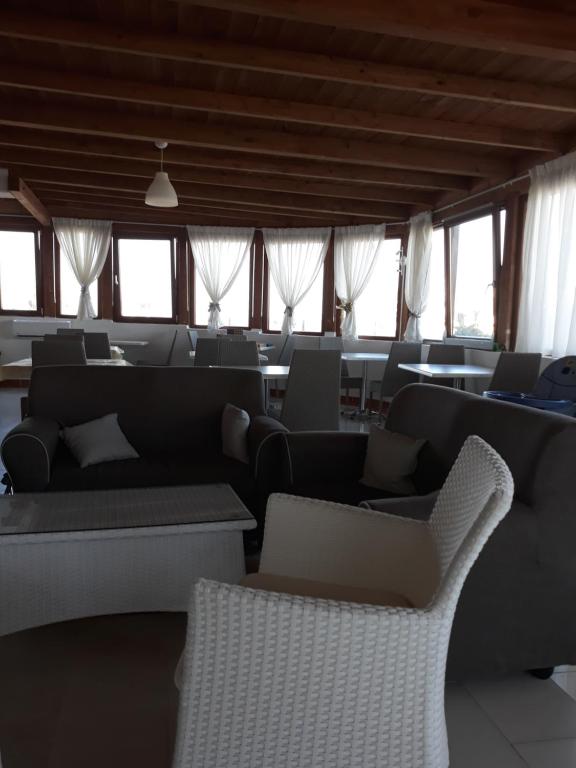 Posezení v ubytování B&B Palazzo Manfredi Vieste, Fronte mare con Parcheggio
