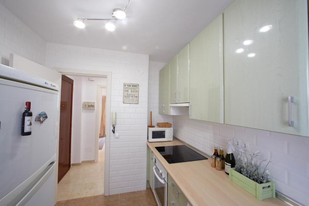 Kuchnia lub aneks kuchenny w obiekcie Casa Volare- estilo y relax en pleno casco antiguo