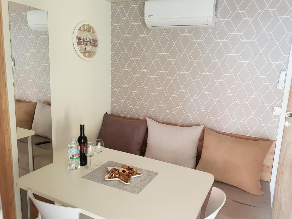 Posezení v ubytování Mobile Home Starfish I Camp Biograd