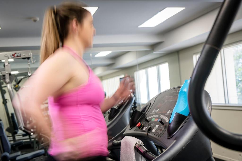 Grand Hotel and Apartments Townsville - Resim 17