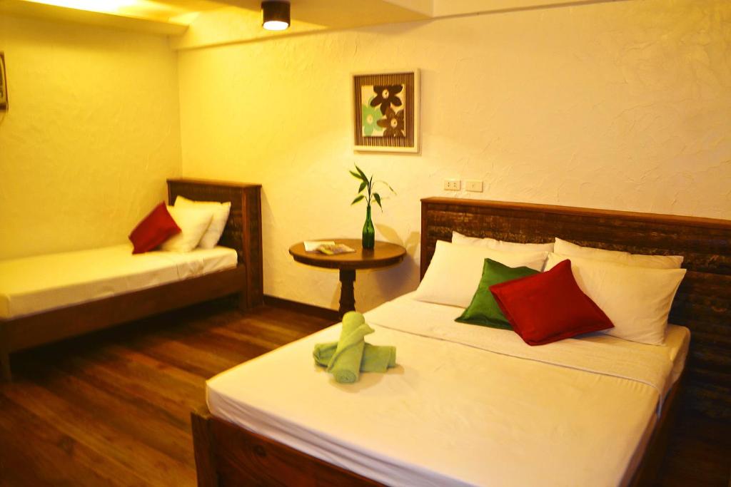 Alta Vista Ilocandia Inc. - Superior Triple Room