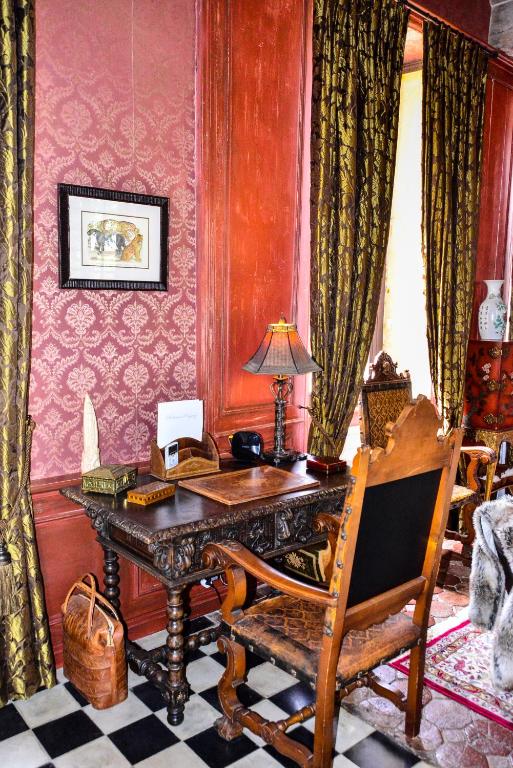 Chateau d'Origny, Chambres d'hotes et Restaurant Gastronomique - 殖民套房