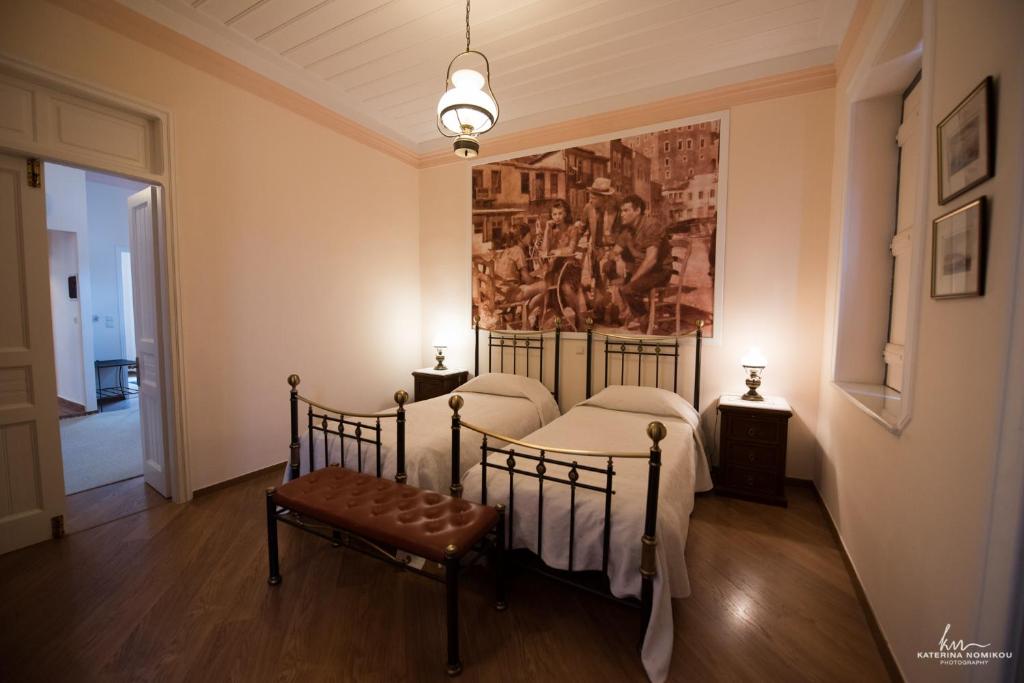 Postel nebo postele na pokoji v ubytování Phaedra Hotel
