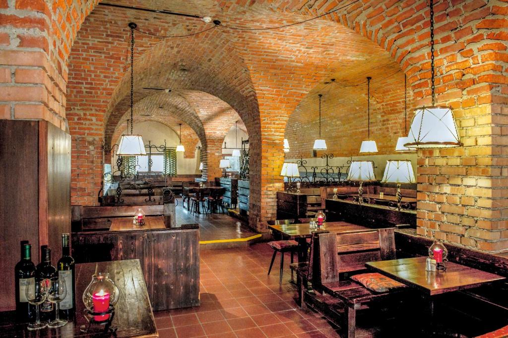 Reštaurácia alebo iné gastronomické zariadenie v ubytovaní Wachauerhof