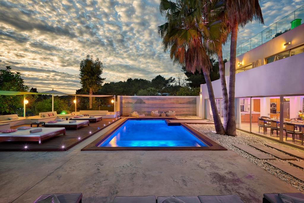 Casa India Ibiza, Santa Eularia des Riu – Updated 2023 Prices