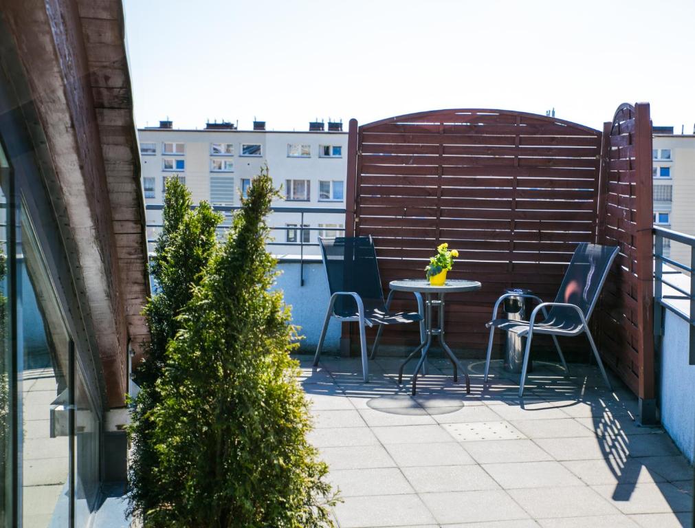 City Aparthotel - Studio With Terrace