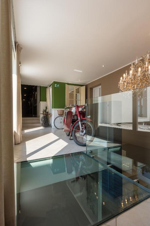 Fotografie z fotogalerie ubytování Hotel Maximilian v destinaci Bardolino