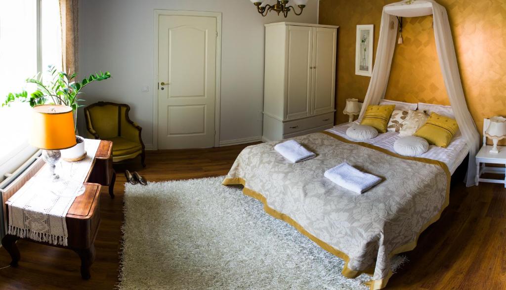 Salpalinjan Hovi - Apartamento De Lujo