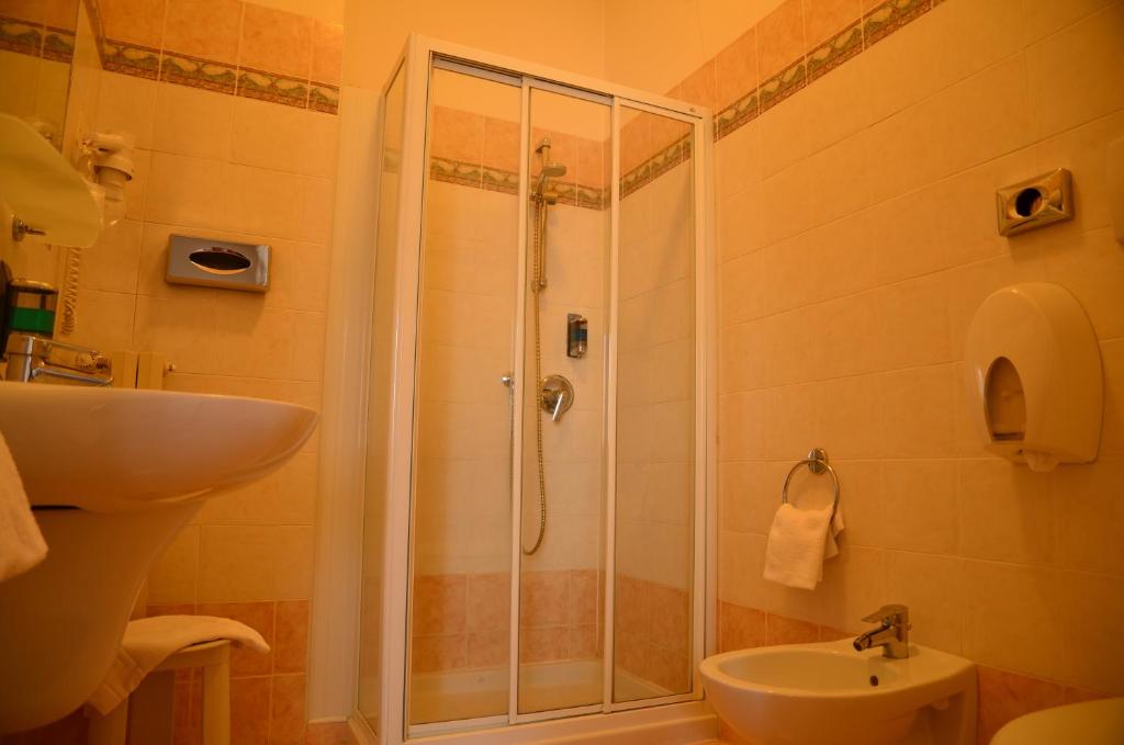 Łazienka w obiekcie Hotel HDomus
