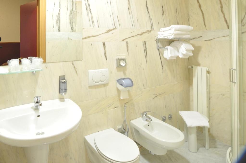 Łazienka w obiekcie Hotel HDomus