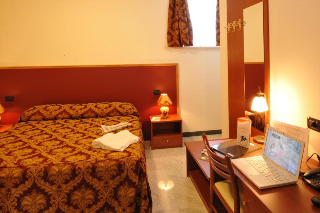 Telewizja i/lub zestaw kina domowego w obiekcie Hotel HDomus