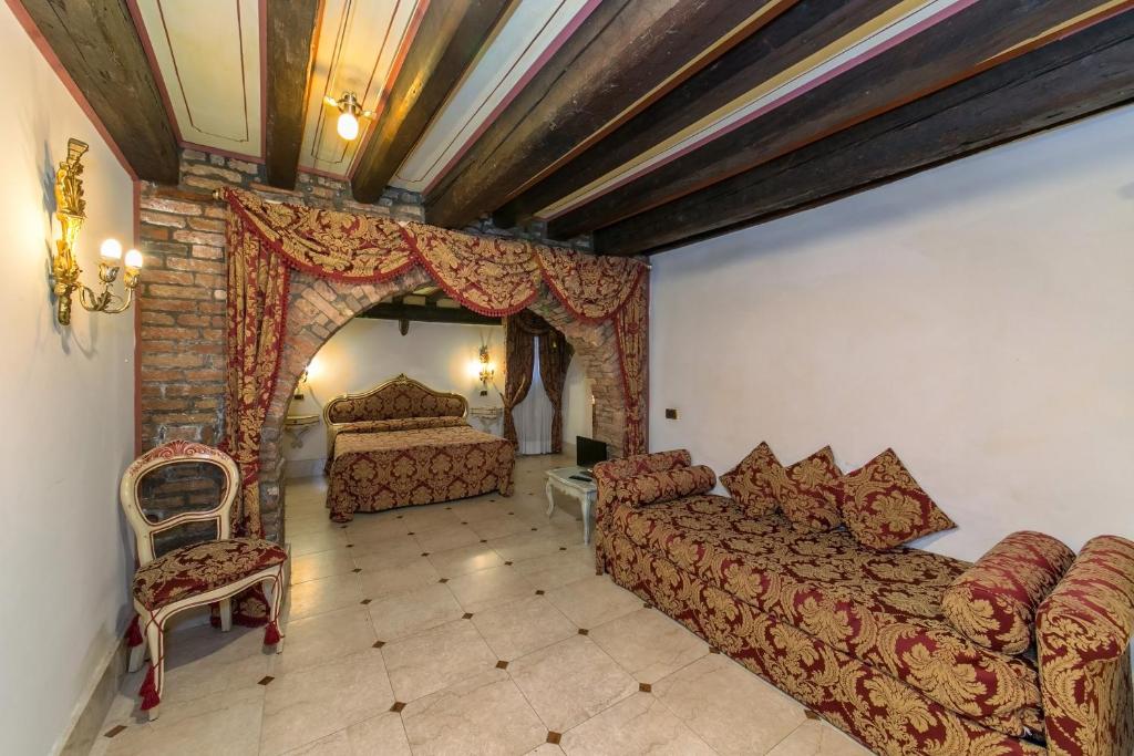 Posezení v ubytování Hotel Pantalon