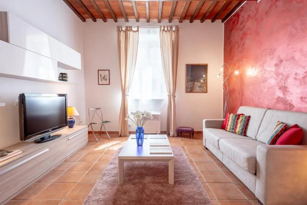 Santa Rosa Place, Florența, Italia