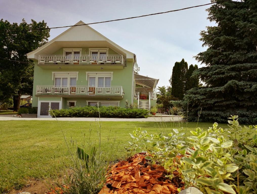 Zahrada ubytování Elisoria Apartments