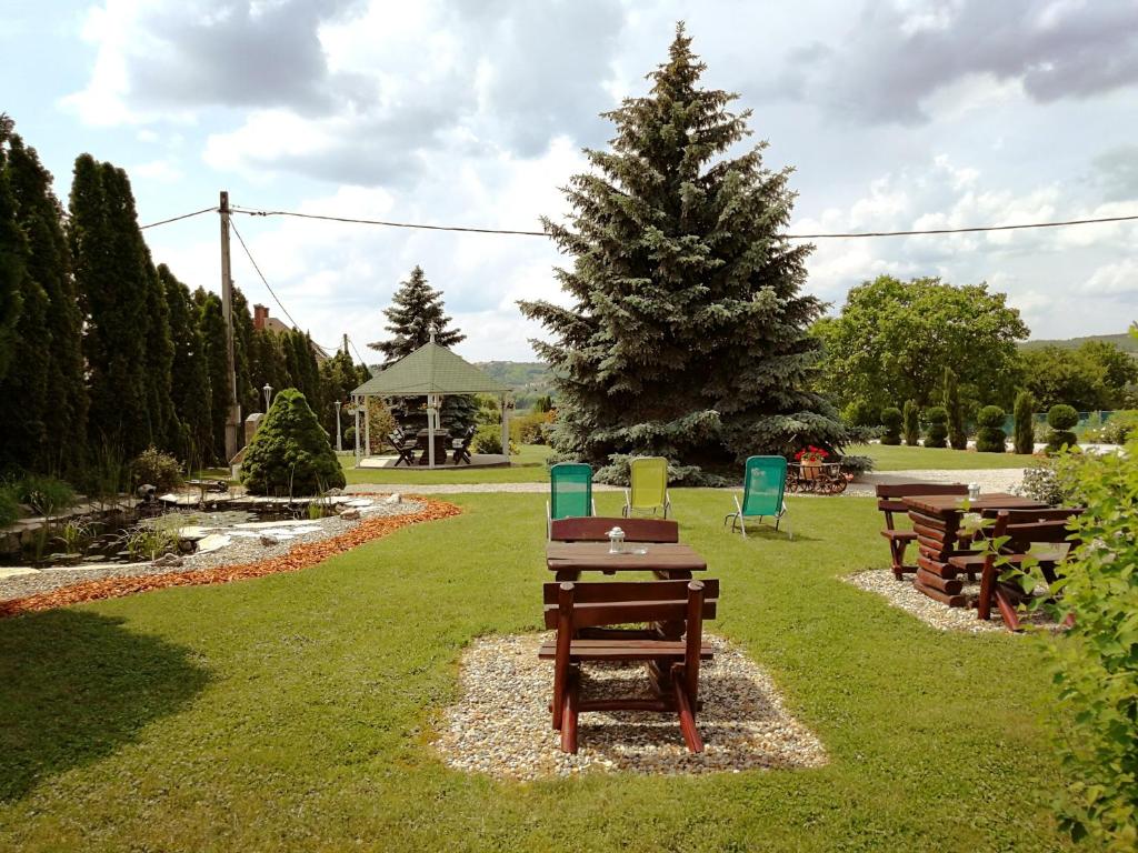 Zahrada ubytování Elisoria Apartments