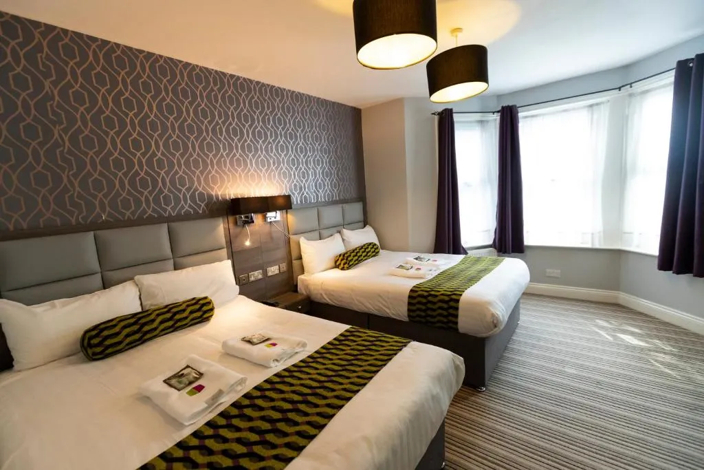 Comfotel PRPL, London, United Kingdom