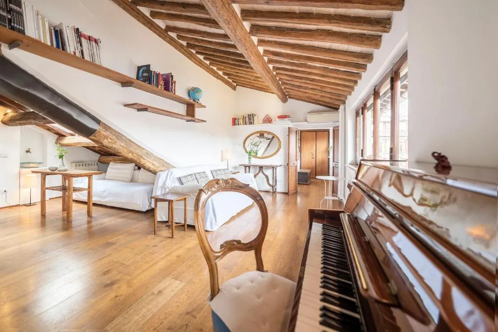 Piazza Di Pietra Apartment - Charme Homes, Roma, Italia