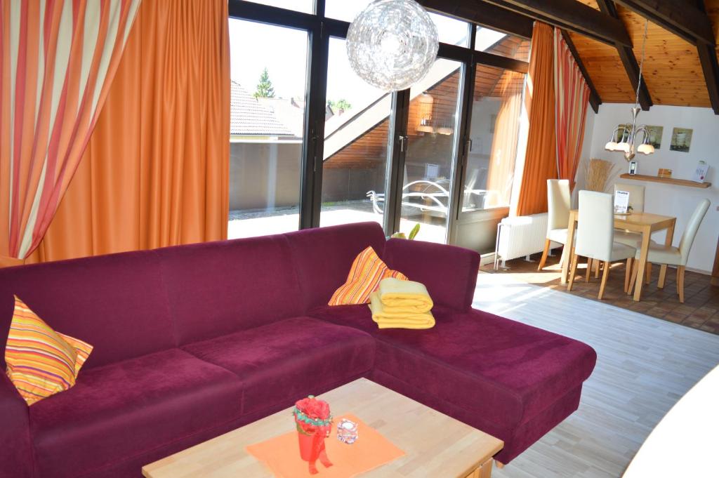 Posezení v ubytování Haus Roseneck mit gratis Zugang zur Jod-Sole-Therme