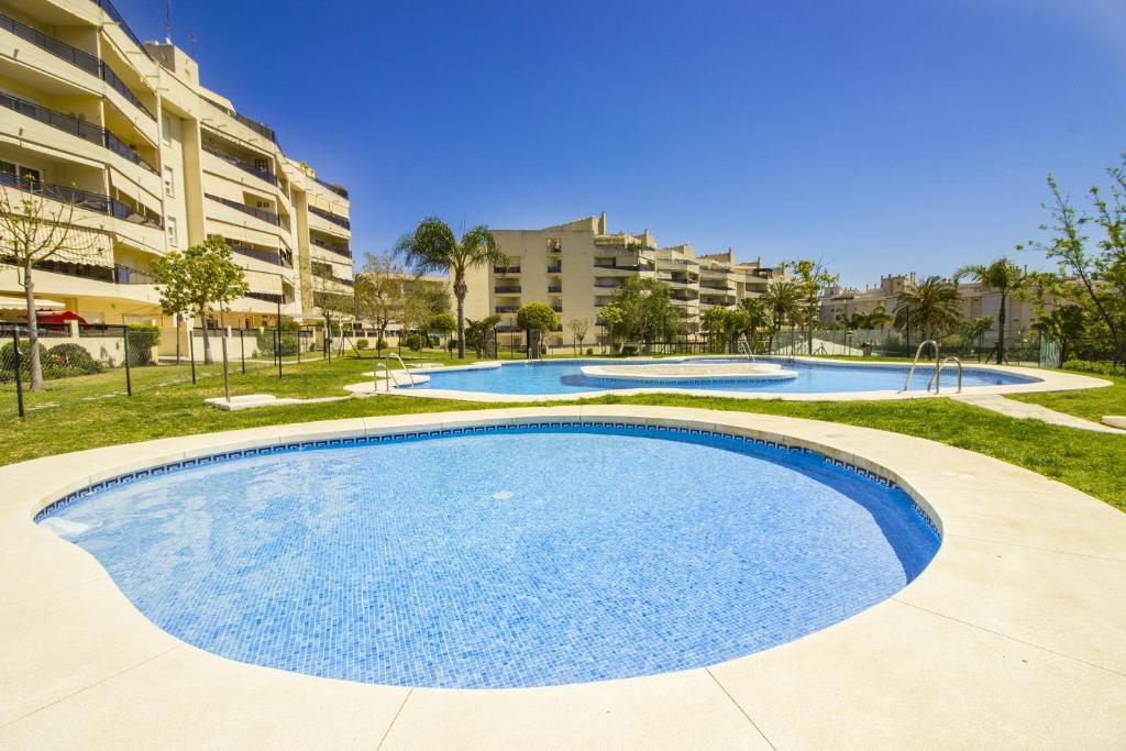 Cubos Apartamento Colinas del Bajondillo, Torremolinos ...