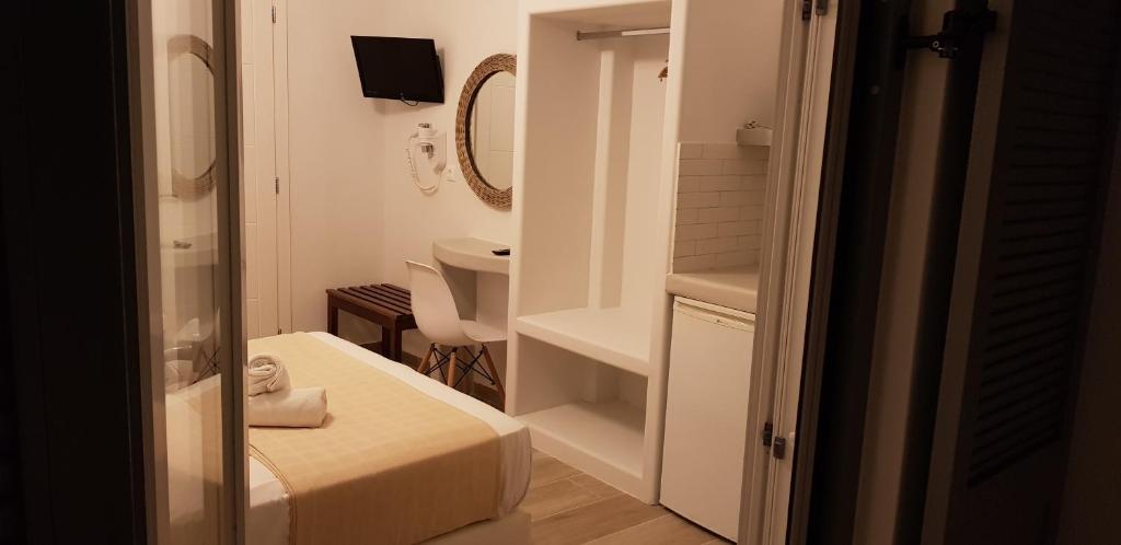 Naxos Lane Center Studios - 10