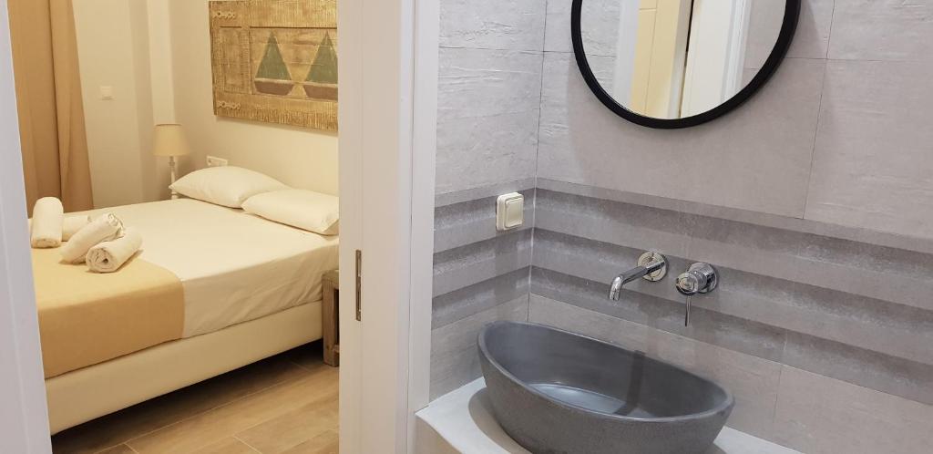 Naxos Lane Center Studios - 9