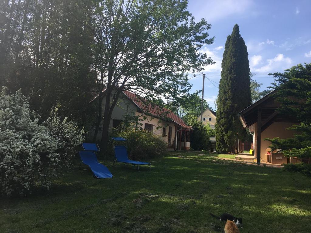 Ogród w obiekcie Hétmérföldes Vendégház
