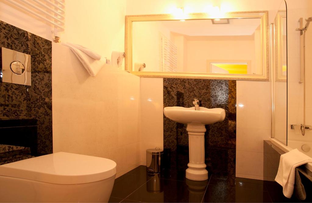 Hotel Kolegiacki - Resim 33