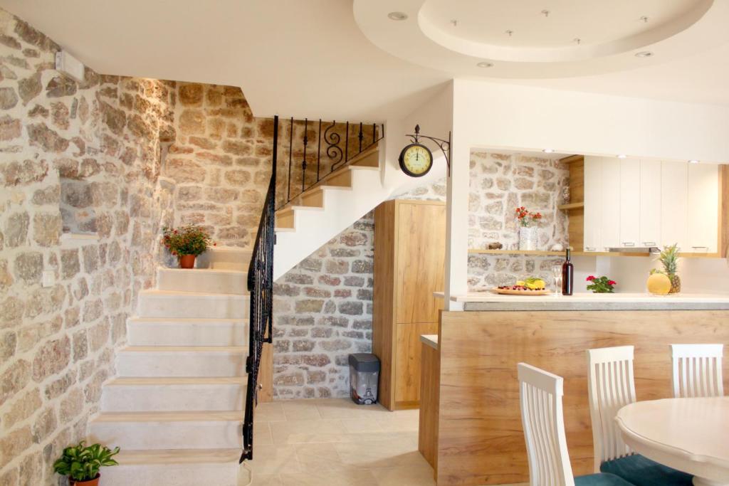 Fotografie z fotogalerie ubytování Luka Villa v destinaci Becici