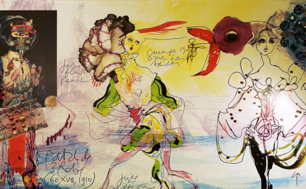 Hôtel du Petit Moulin, Haute Couture hotel by Lacroix - Resim 29