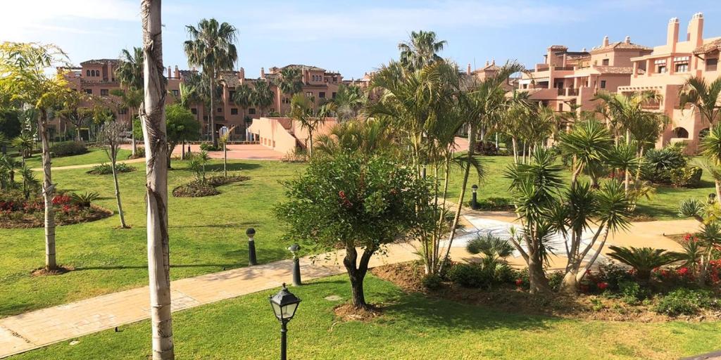 Hacienda del Sol, Estepona – Bijgewerkte prijzen 2022