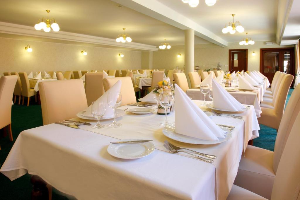 Posedenie v ubytovaní Hotel Majolika