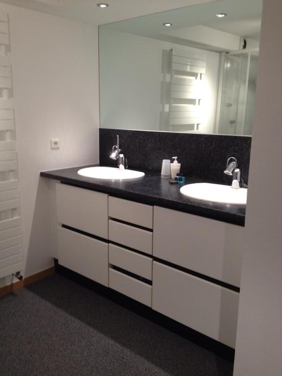 Les Appartements de Home Petite Venise – photo 8