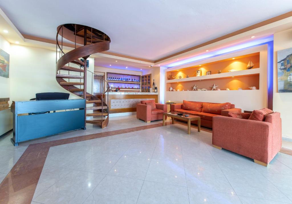 Posezení v ubytování Avra Hotel