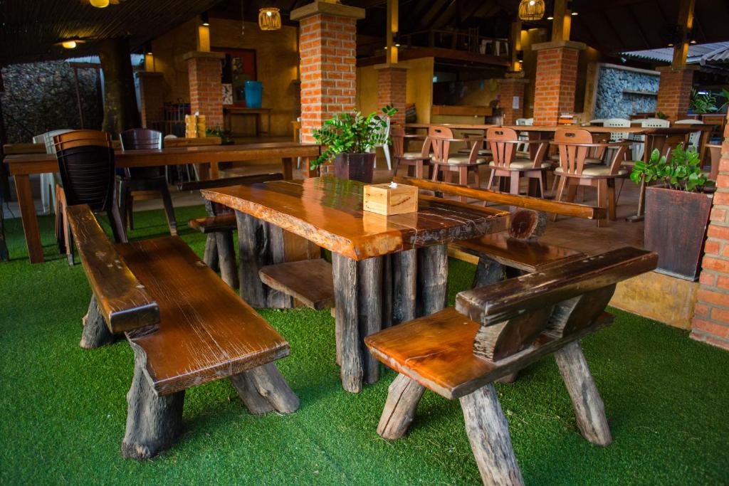Restaurace v ubytování Flora I Talay
