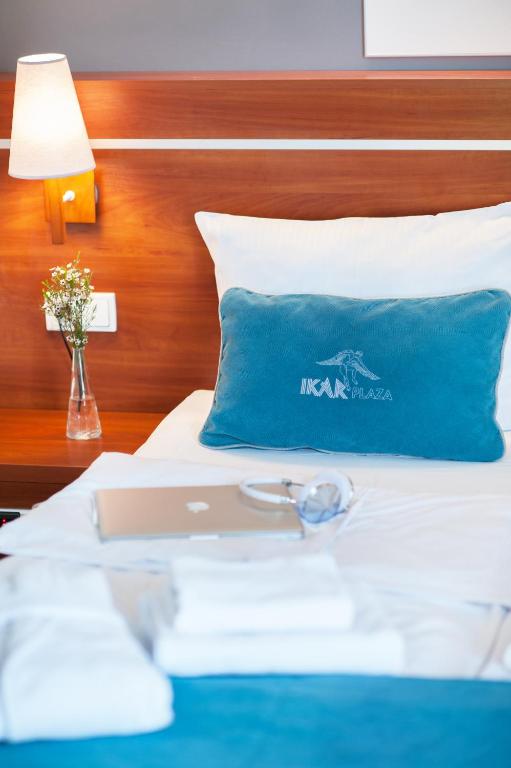 Ikar Plaza - 16