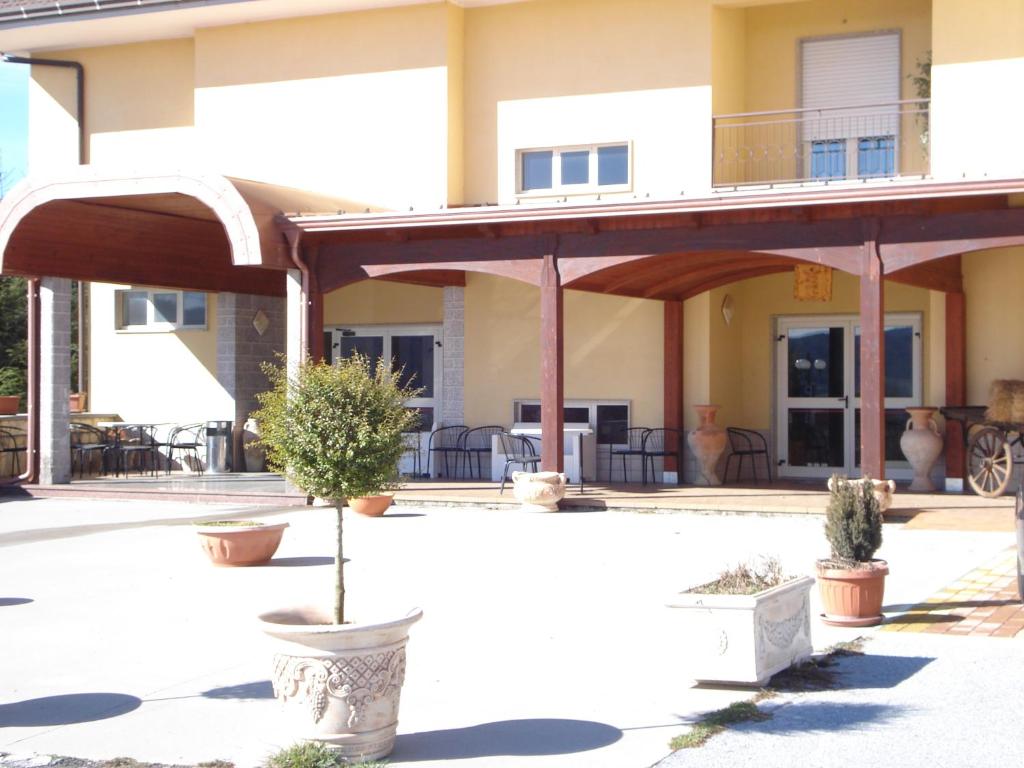 Budova, v ktorej sa hotel nachádza